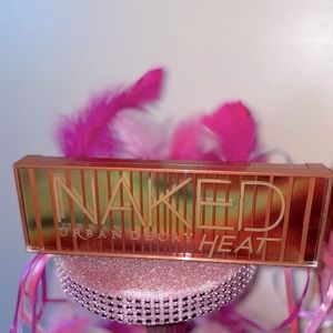 URBAN DECAY HEAT PALETTE (❗️used once ❗️)